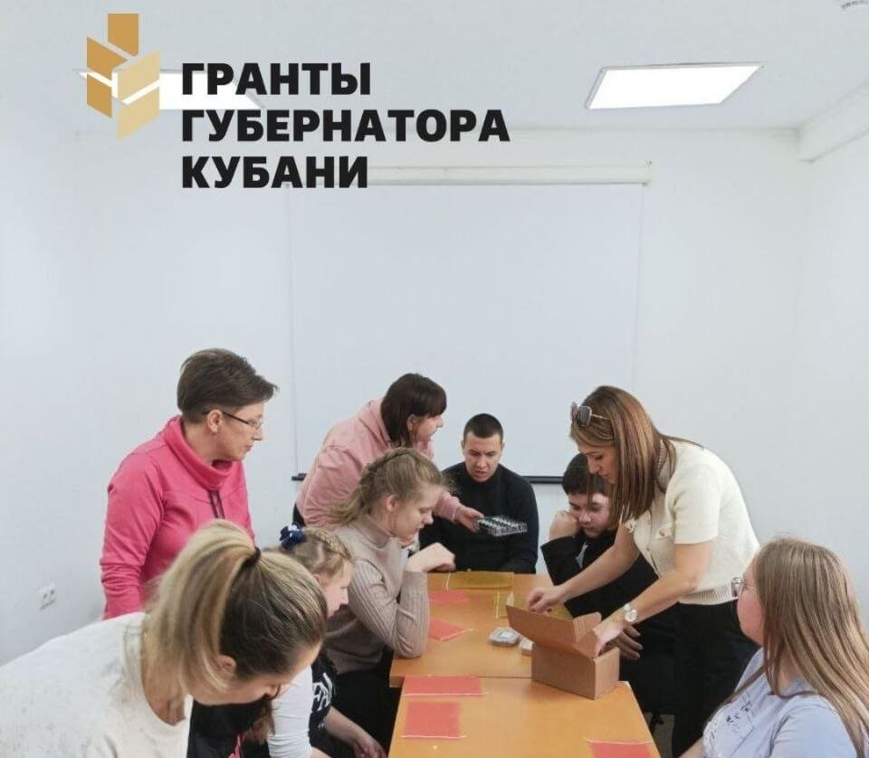 Как волонтёры наполняют детство наших ребят улыбками